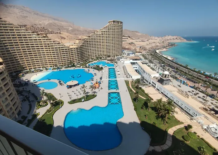 Porto Sokhna Pyramids Apartment *